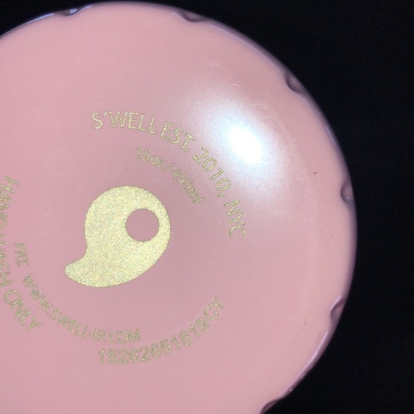 Pink Victoria’s Secret water bottle girls rule the world 15 OZ stainless steal​​ - Picture 2 of 6